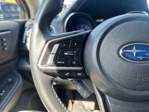 Used 2018 Subaru Outback 2.5i Limited AWD/4WD image 34