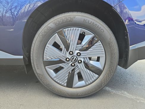 Used 2025 Nissan Murano SL image 11