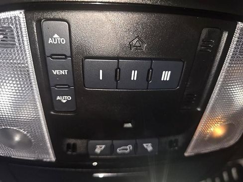 Used 2023 Dodge Durango GT image 25