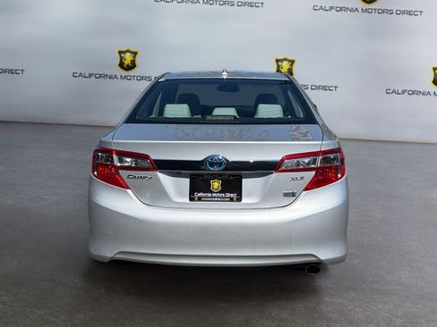 Used 2012 Toyota Camry XLE w/ Leather Pkg image 4