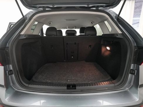 Used 2022 Volkswagen Taos SE image 10