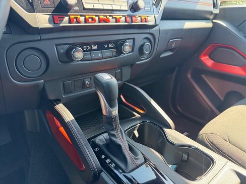 Certified 2025 Nissan Frontier Pro-X RWD image 21