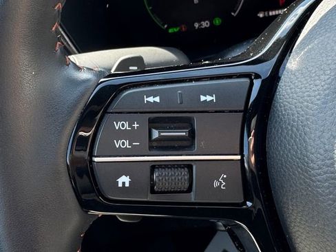 Used 2024 Honda CR-V Sport Touring image 25