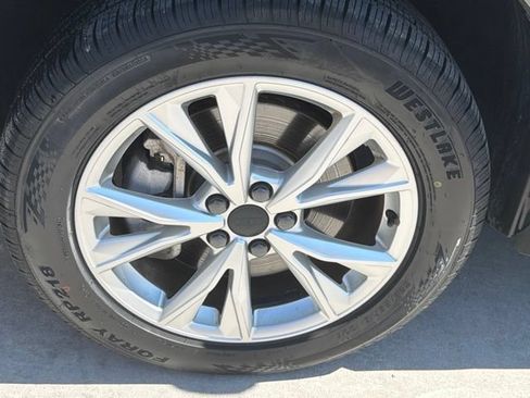 Used 2025 Audi Q3 2.0T Premium AWD/4WD image 11