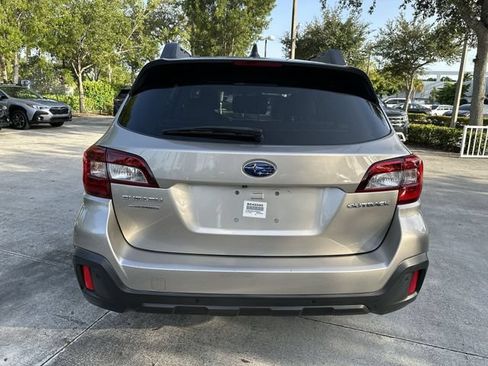 Used 2019 Subaru Outback 2.5i Limited AWD/4WD image 24