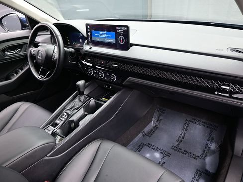 Used 2025 Honda Accord EX-L image 15