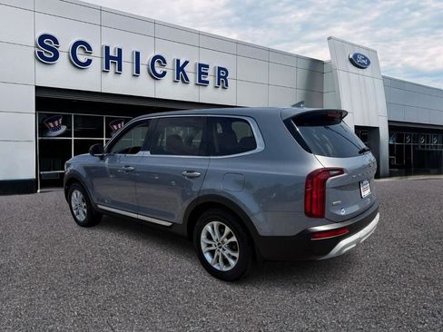 Used 2020 Kia Telluride LX AWD/4WD image 3