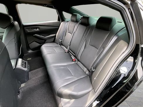 Used 2025 Honda Accord Sport image 18