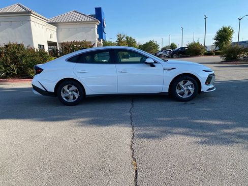 New 2026 Hyundai Sonata SE FWD image 8