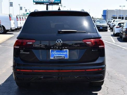 Used 2024 Volkswagen Tiguan SE R-Line AWD/4WD image 6
