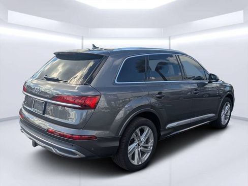 Used 2021 Audi Q7 3.0T Premium Plus w/ Premium Plus Package AWD/4WD image 3