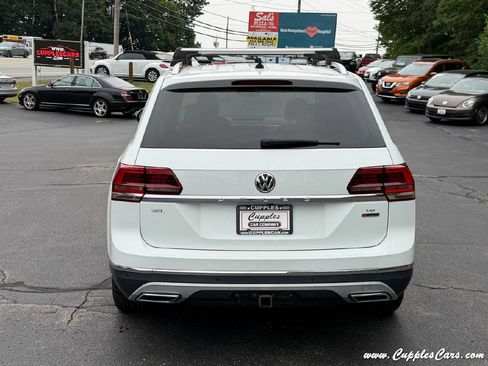 Used 2018 Volkswagen Atlas SEL Premium AWD/4WD image 34