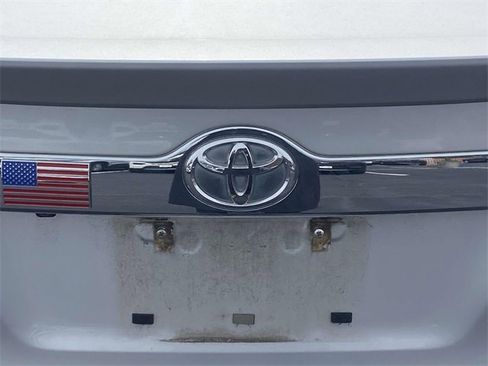 Used 2012 Toyota Camry XLE image 7