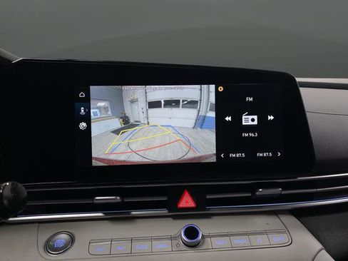 New 2026 Hyundai Elantra Limited image 11