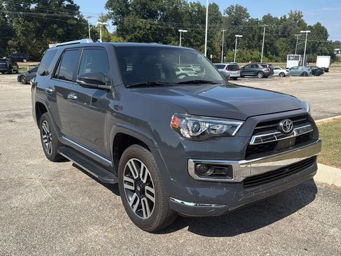 Used 2024 Toyota 4Runner Limited AWD/4WD image 3