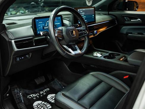 Used 2024 Honda Prologue Touring image 9