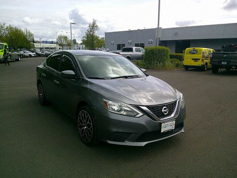 Used 2019 Nissan Sentra SV FWD image 7