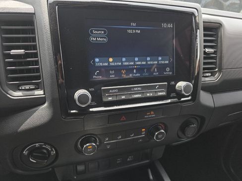 Used 2022 Nissan Frontier S AWD/4WD image 14