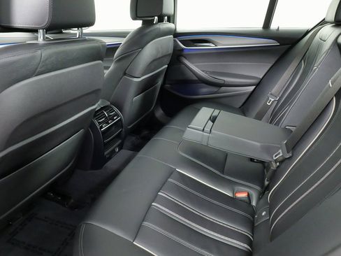 Used 2018 BMW 530i xDrive w/ M Sport Package image 45