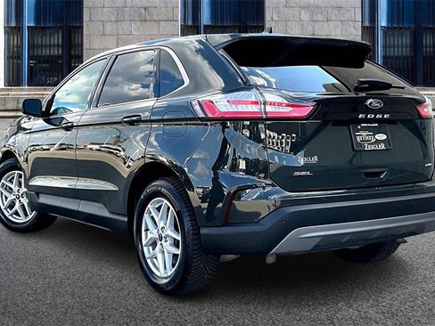 Certified 2022 Ford Edge SEL w/ Convenience Package image 10