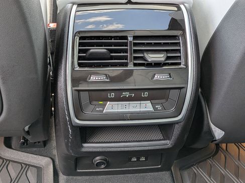 Certified 2025 BMW X5 xDrive40i w/ M Sport Package AWD/4WD image 32