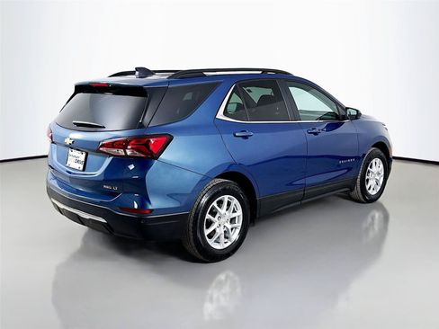 Used 2024 Chevrolet Equinox LT AWD/4WD image 9