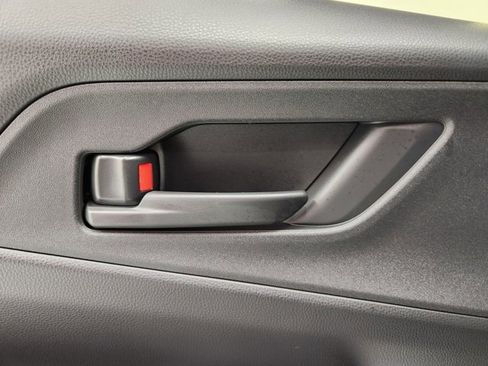 New 2026 Toyota Prius SE image 33