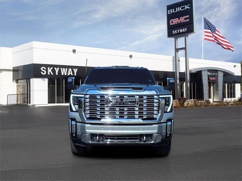 Used 2024 GMC Sierra 2500 Denali w/ Denali Reserve Package image 2