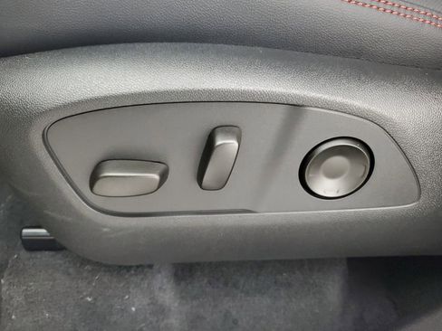 New 2026 Chevrolet Traverse RS image 31