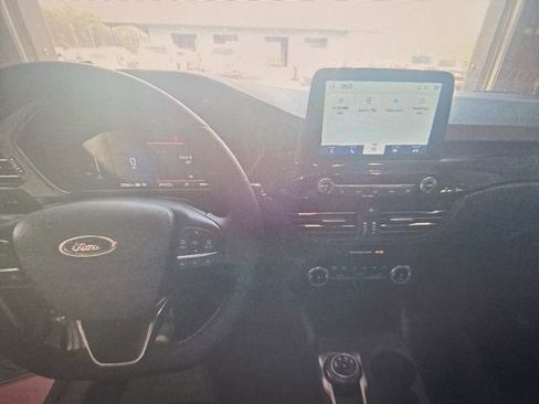 Used 2025 Ford Escape ST-Line FWD image 6