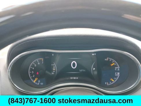 Used 2015 Jeep Grand Cherokee Overland RWD image 3