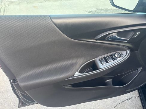 Used 2018 Chevrolet Malibu LS image 13