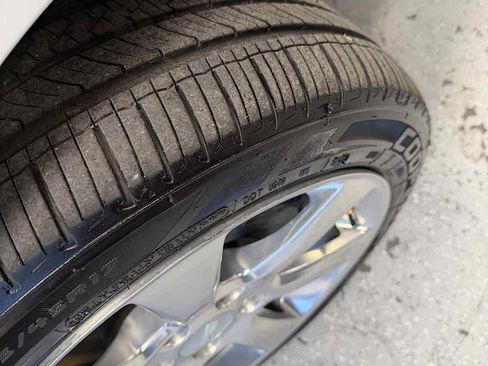 Used 2015 Cadillac ATS Luxury image 24