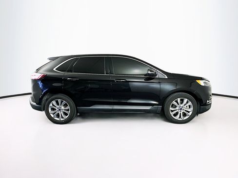 Used 2019 Ford Edge Titanium w/ Equipment Group 301A AWD/4WD image 10