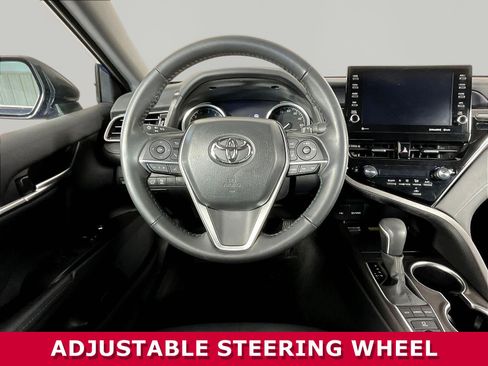 Used 2024 Toyota Camry XLE FWD image 8