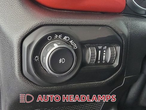 Used 2021 Jeep Wrangler Unlimited Rubicon AWD/4WD image 27
