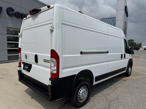 Used 2025 RAM ProMaster 2500 w/ Convenience Group FWD image 5