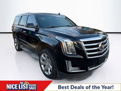 Used 2015 Cadillac Escalade Luxury