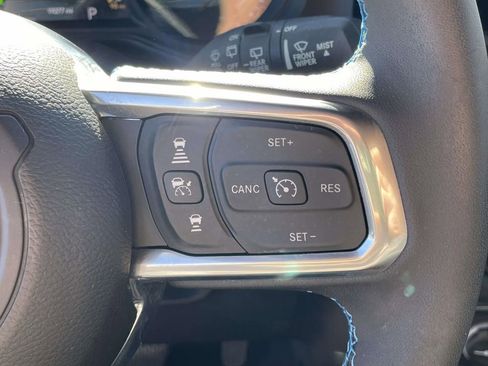 Used 2024 Jeep Wrangler High Altitude image 23