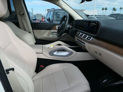 Used 2024 Mercedes-Benz GLE 450 4MATIC image 34