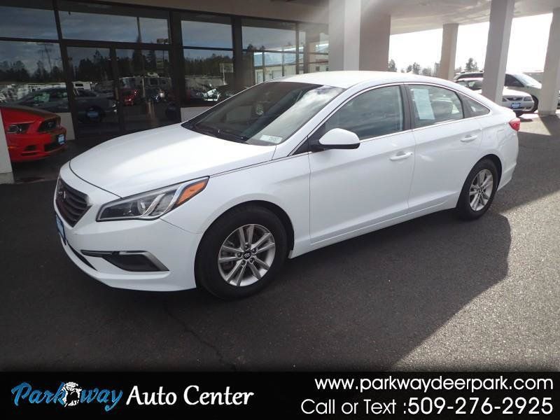 Used 2016 Hyundai Sonata SE FWD image 1