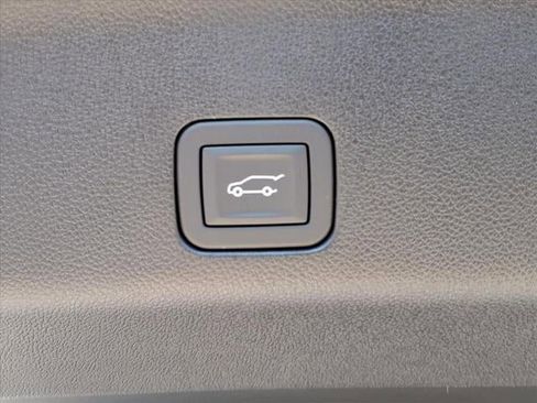 New 2026 Chevrolet Tahoe High Country image 25