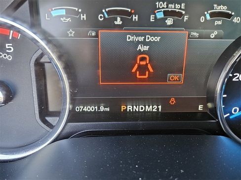 Used 2017 Ford F450 Lariat w/ Lariat Ultimate Package image 16