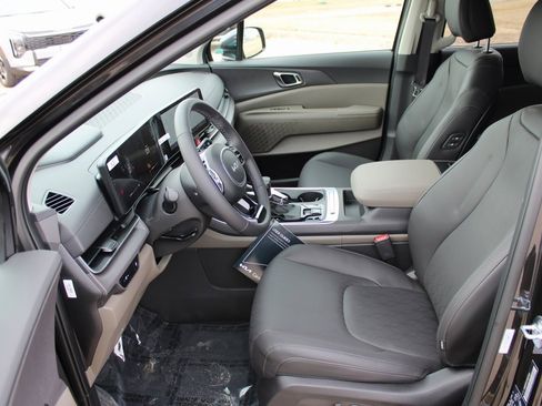 New 2026 Kia Carnival EX image 6