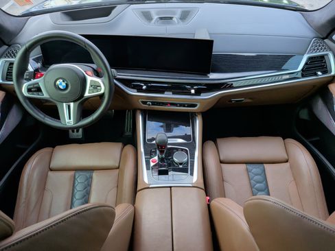 Used 2024 BMW X5 M Competition w/ Executive Package image 32