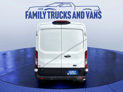 Used 2020 Ford Transit 250 Medium Roof RWD image 4