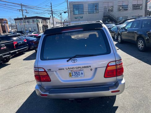 Used 2002 Toyota Land Cruiser image 6