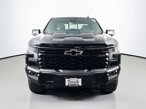 Used 2024 Chevrolet Silverado 1500 ZR2 w/ ZR2 Bison Edition AWD/4WD image 2