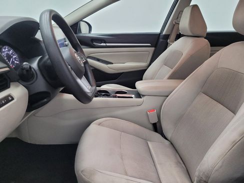 Used 2022 Nissan Altima 2.5 SV image 17