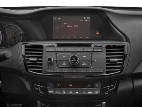 Used 2017 Honda Accord Sport image 10